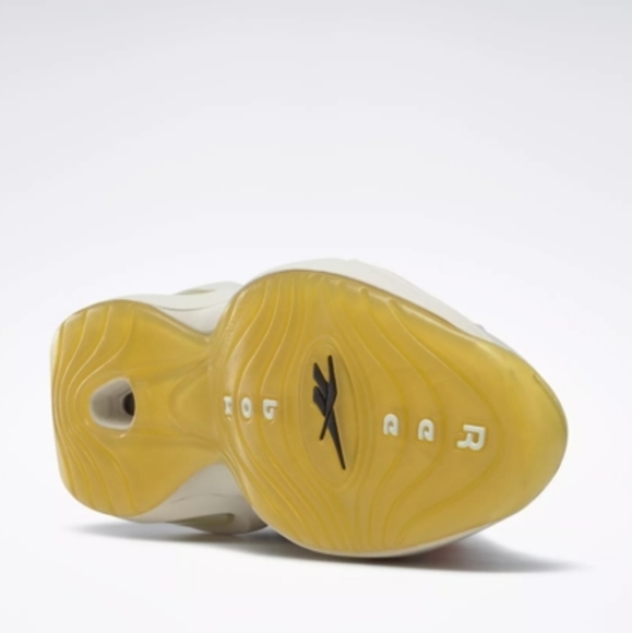 QUESTION PUMP BASKETBALL SHOES - Picture 7 of 11